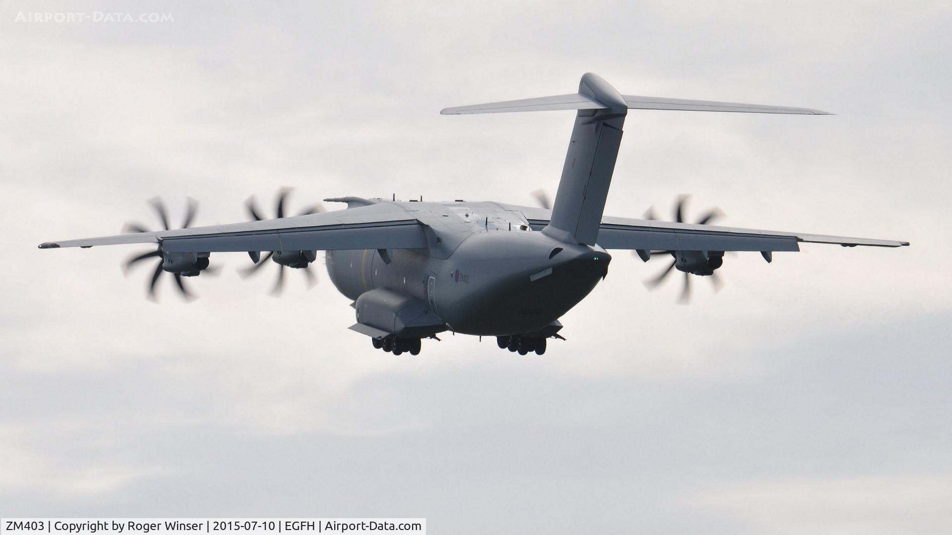 ZM403, 2015 Airbus A400M-180 Atlas C.1 C/N 020, RAF Atlas C.1 aircraft coded 403, the latest addition to the Brize Norton Transport Wing climbing out after making a low pass over Runway 22.