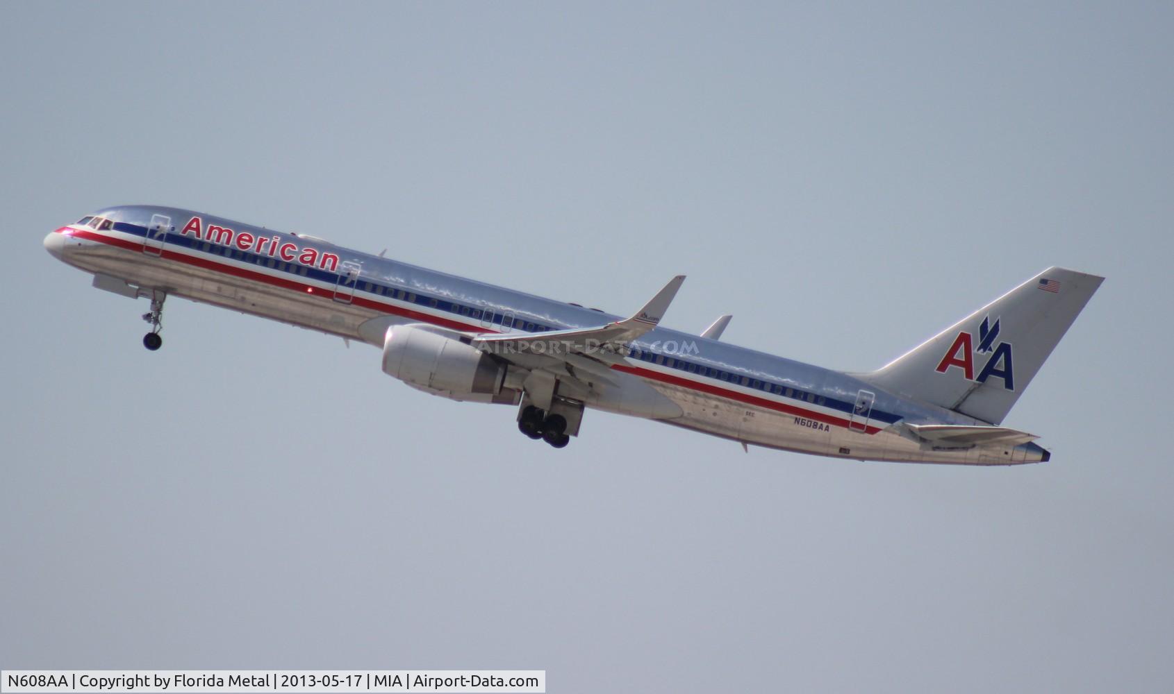 N608AA, 1996 Boeing 757-223 C/N 27446, American