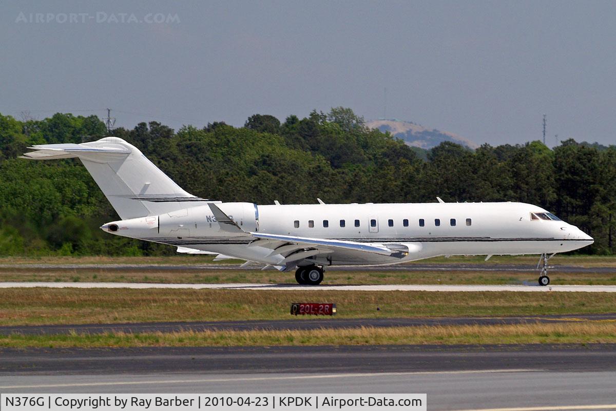 N376G, 2005 Bombardier BD-700-1A11 Global 5000 C/N 9164, Bombardier BD-700-1A11 Global 5000 [9164] Peachtree~N 23/04/2010