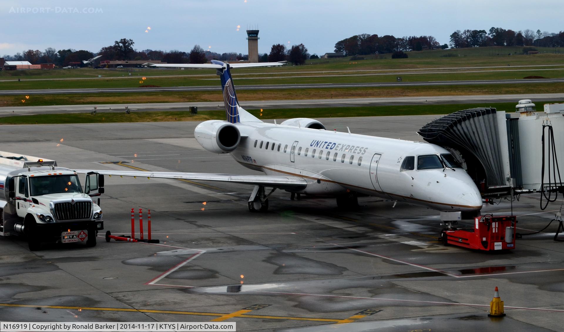 N16919, 2001 Embraer EMB-145LR C/N 145393, At the gate TYS