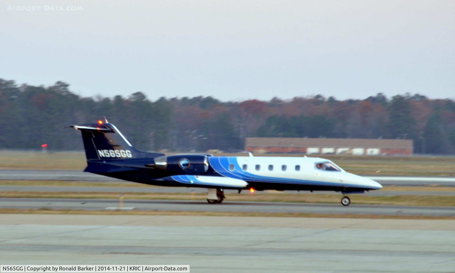 N565GG, 1983 Learjet 35A C/N 35-501, Taxi RIC