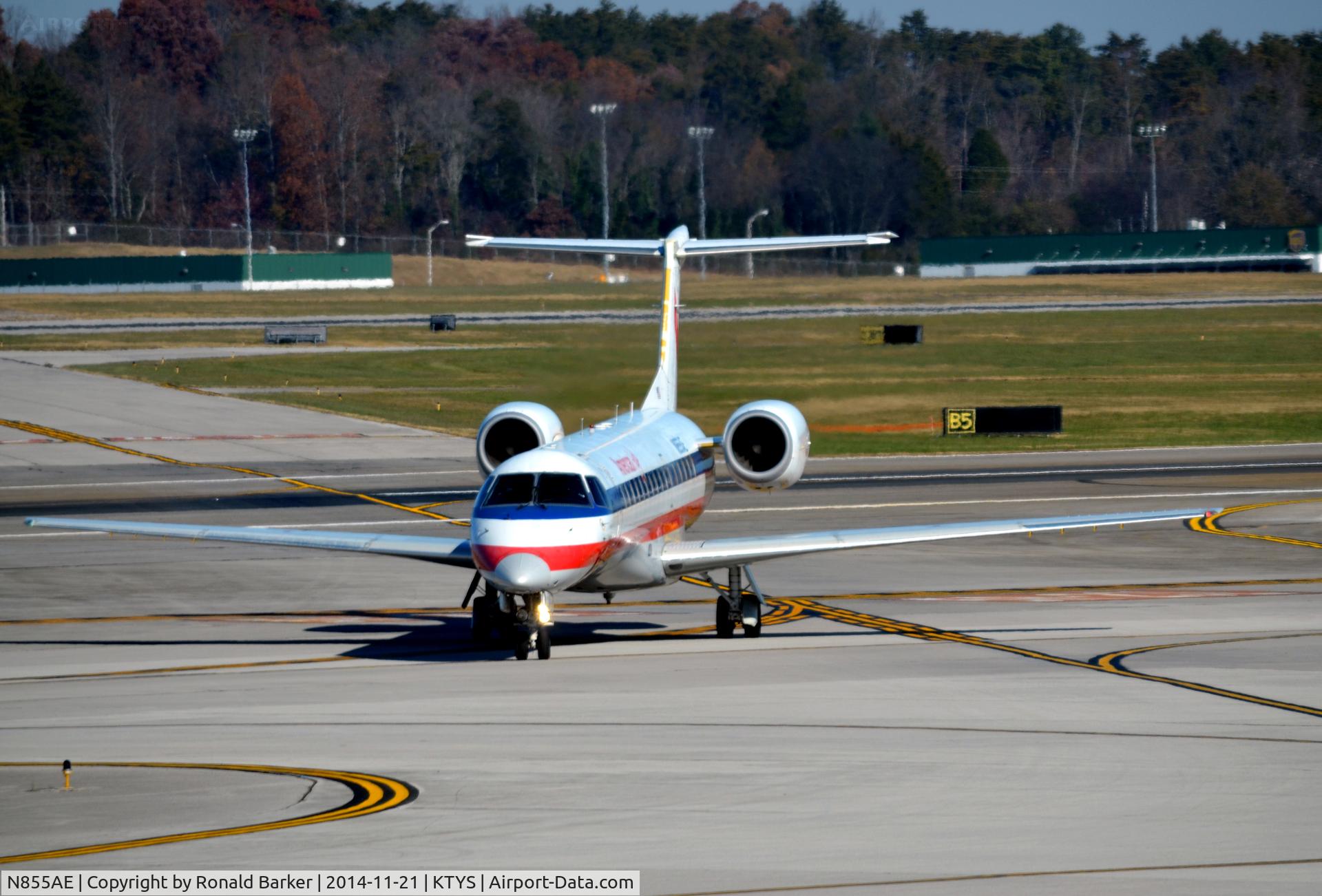 N855AE, 2003 Embraer ERJ-140LR (EMB-135KL) C/N 145747, Taxi to park TYS