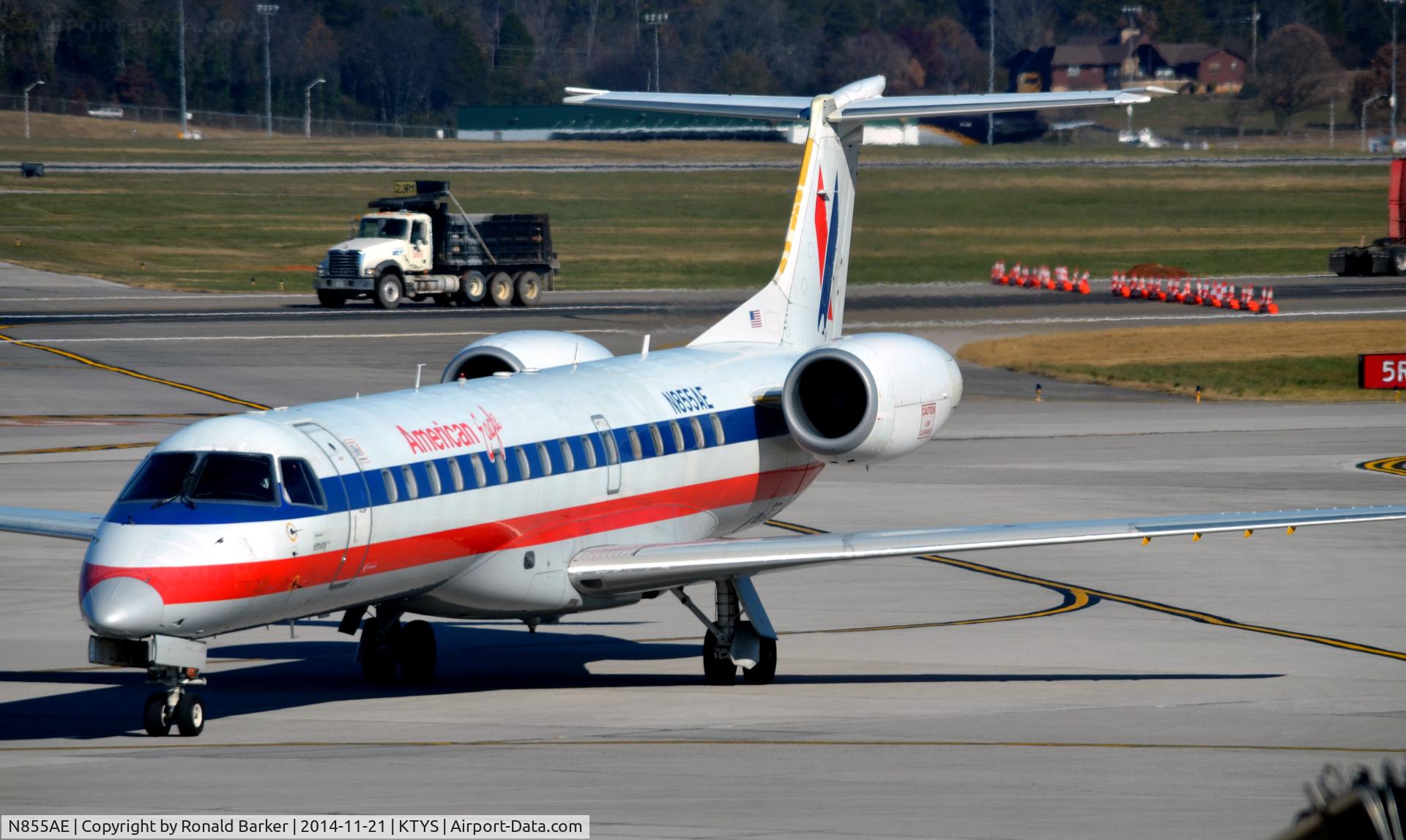 N855AE, 2003 Embraer ERJ-140LR (EMB-135KL) C/N 145747, Taxi to park TYS
