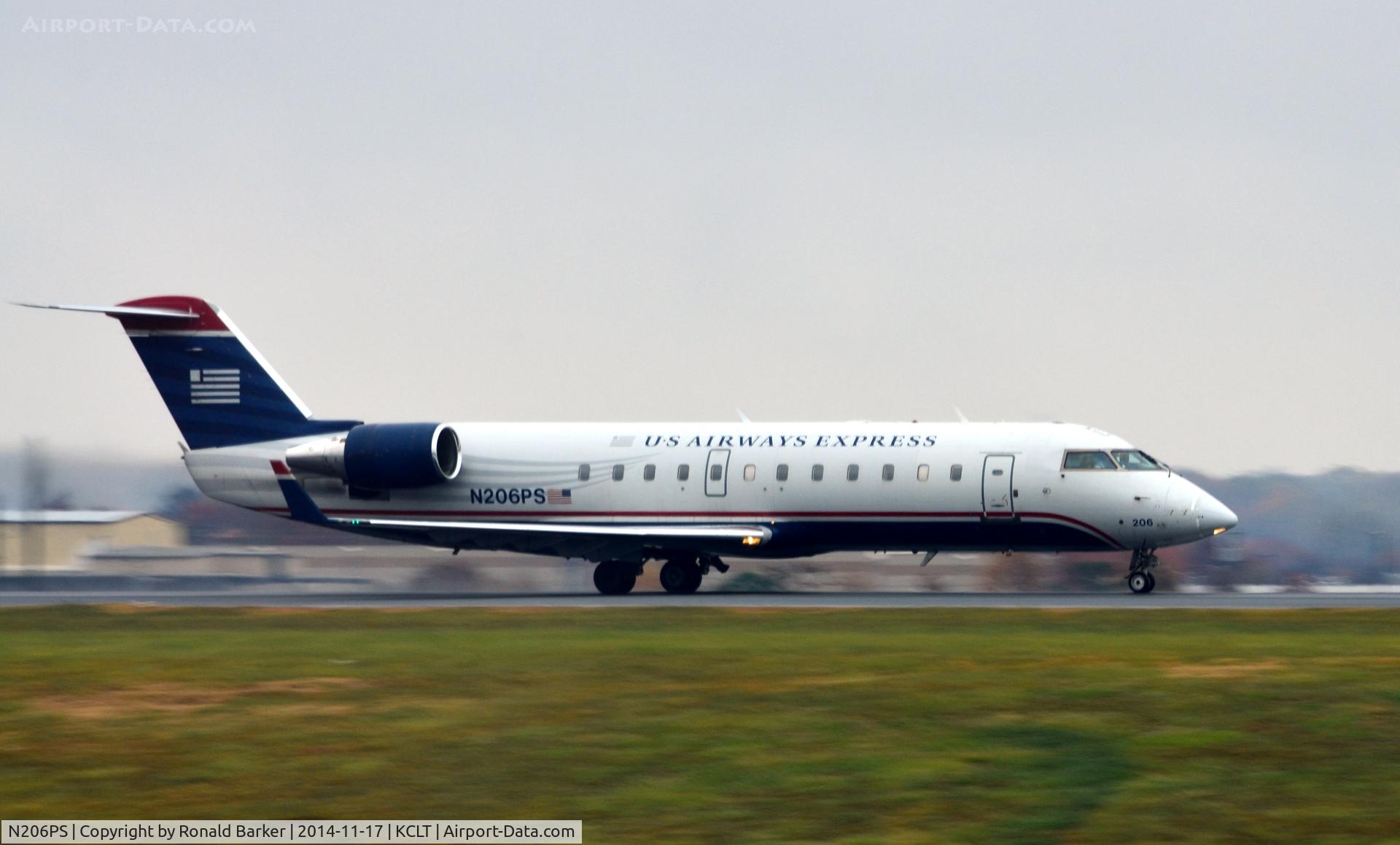 N206PS, 2003 Bombardier CRJ-200ER (CL-600-2B19) C/N 7860, Takeoff CLT