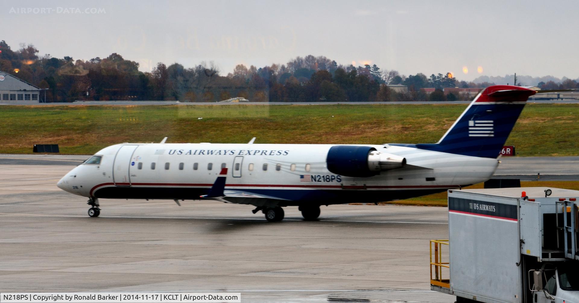 N218PS, 2003 Bombardier CRJ-200ER (CL-600-2B19) C/N 7885, Taxi CLT