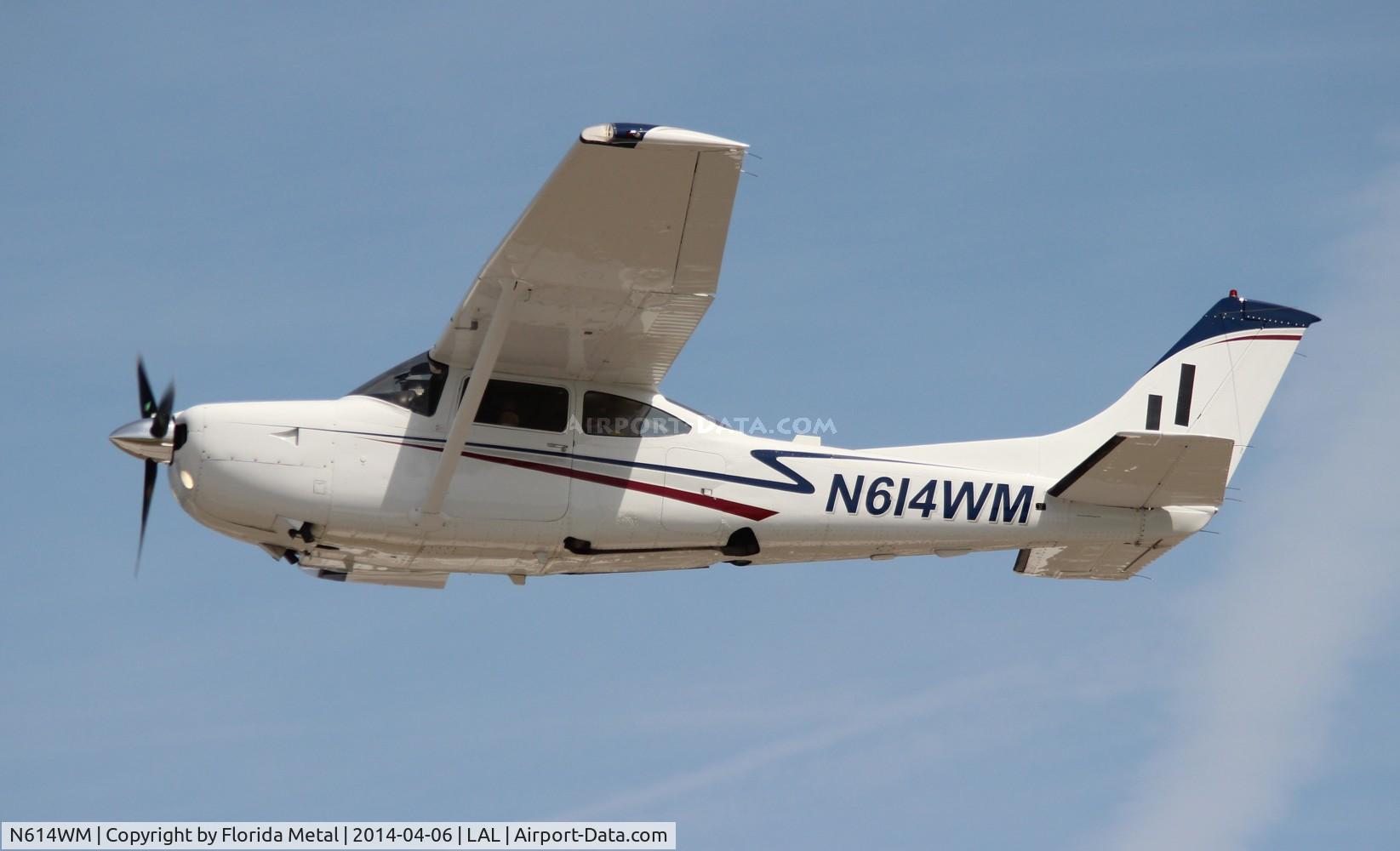 N614WM, 1977 Cessna R182 Skylane RG C/N R18200117, Cessna R182