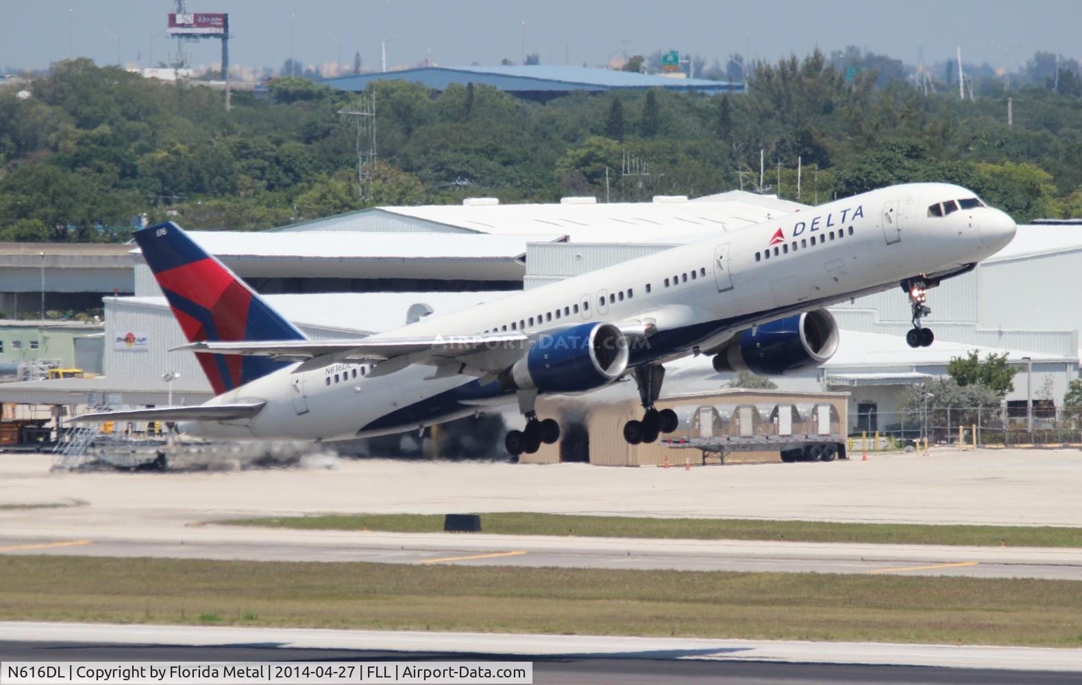 N616DL, 1986 Boeing 757-232 C/N 22823, Delta