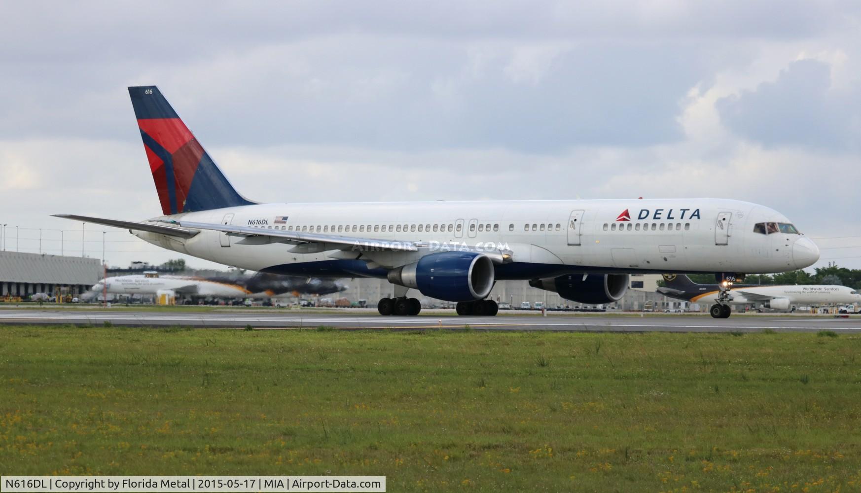 N616DL, 1986 Boeing 757-232 C/N 22823, Delta