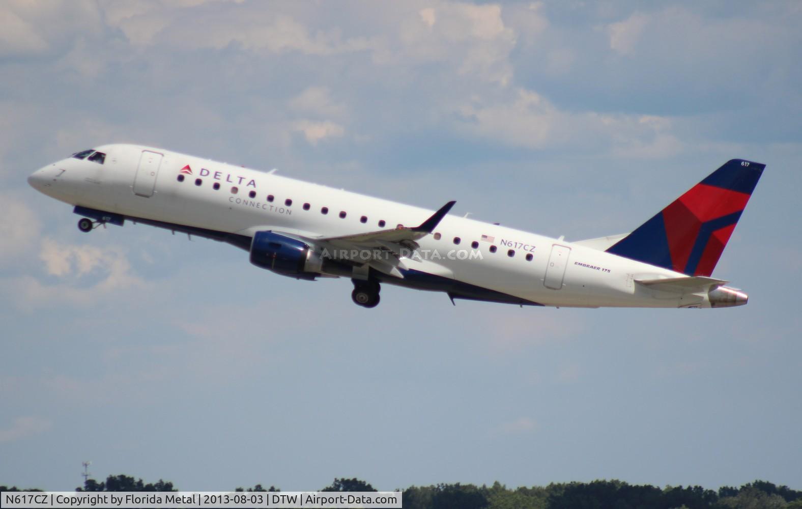 N617CZ, 2008 Embraer 175LR (ERJ-170-200LR) C/N 17000210, Delta Connection