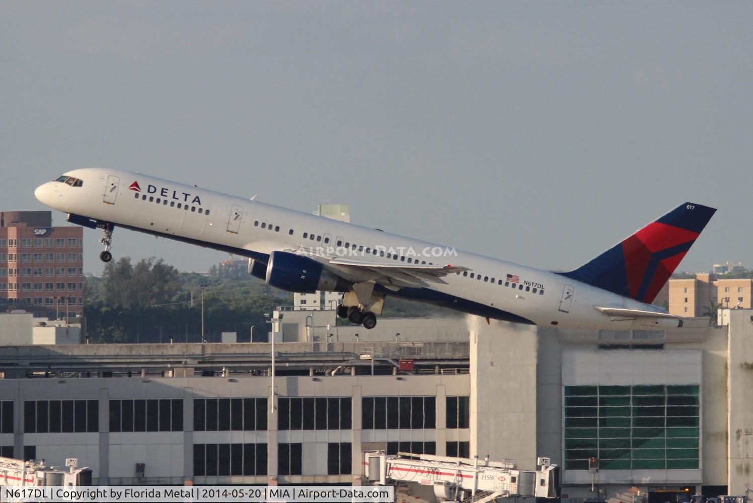 N617DL, 1986 Boeing 757-232 C/N 22907, Delta