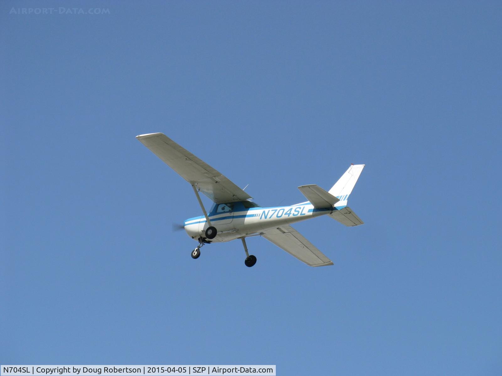 N704SL, 1976 Cessna 150M C/N 15078837, 1976 Cessna 150M, Continental O-200 100 Hp, takeoff climb Rwy 04