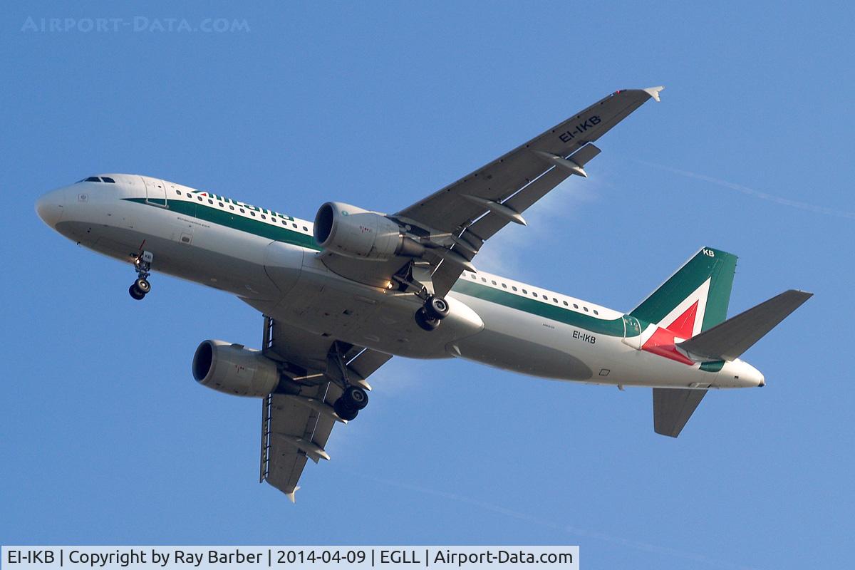 EI-IKB, 2000 Airbus A320-214 C/N 1226, Airbus A320-214 [1226] (Alitalia) Home~G 09/04/2014. On approach 27R.
