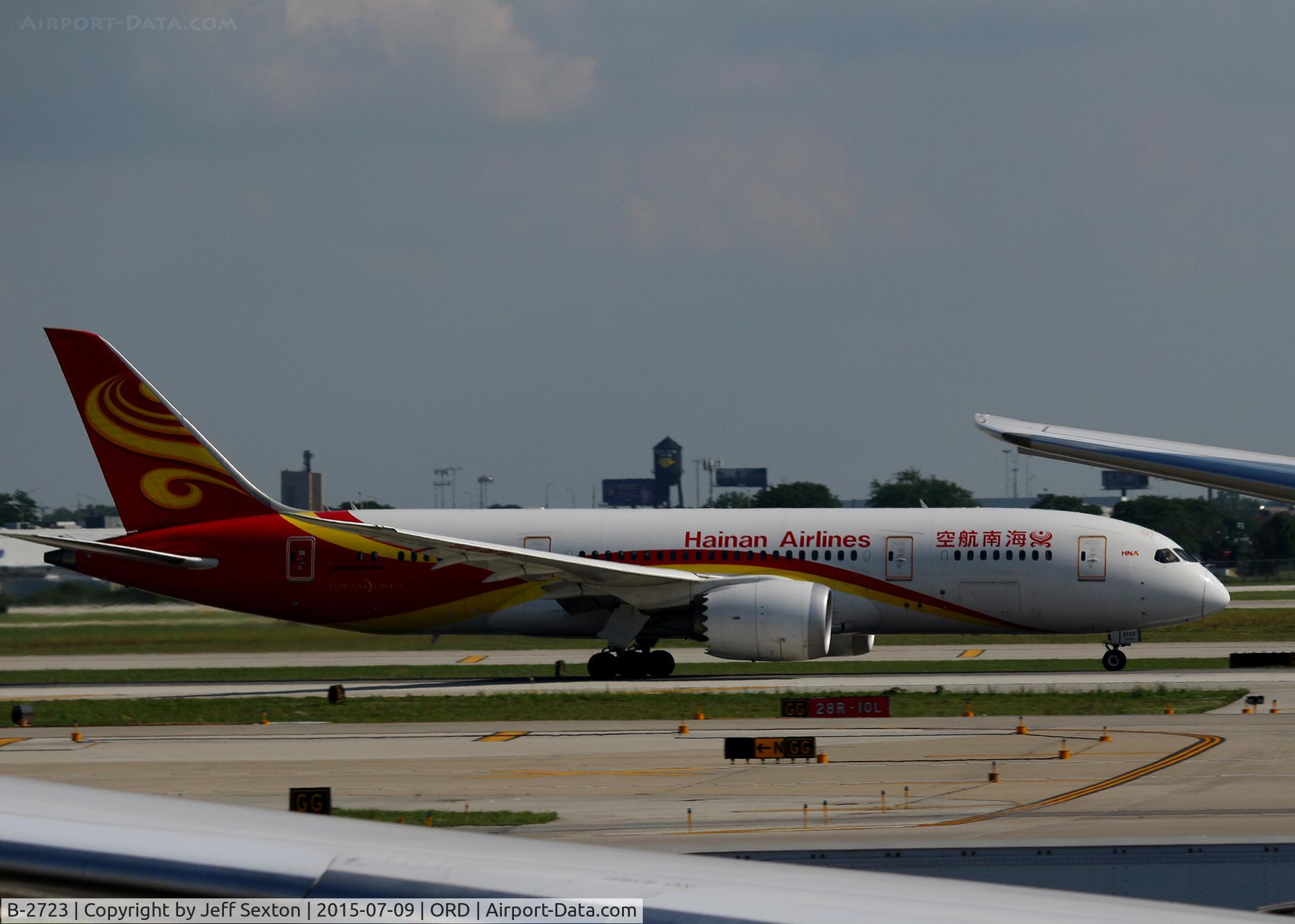 B-2723, 2013 Boeing 787-8 Dreamliner C/N 34944, Taxiing at ORD