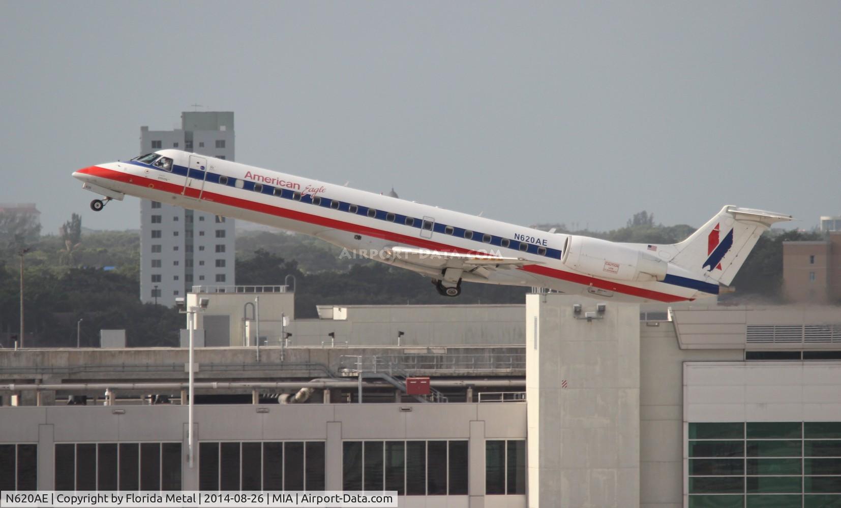 N620AE, Embraer ERJ-145LR (EMB-145LR) C/N 145102, American Eagle
