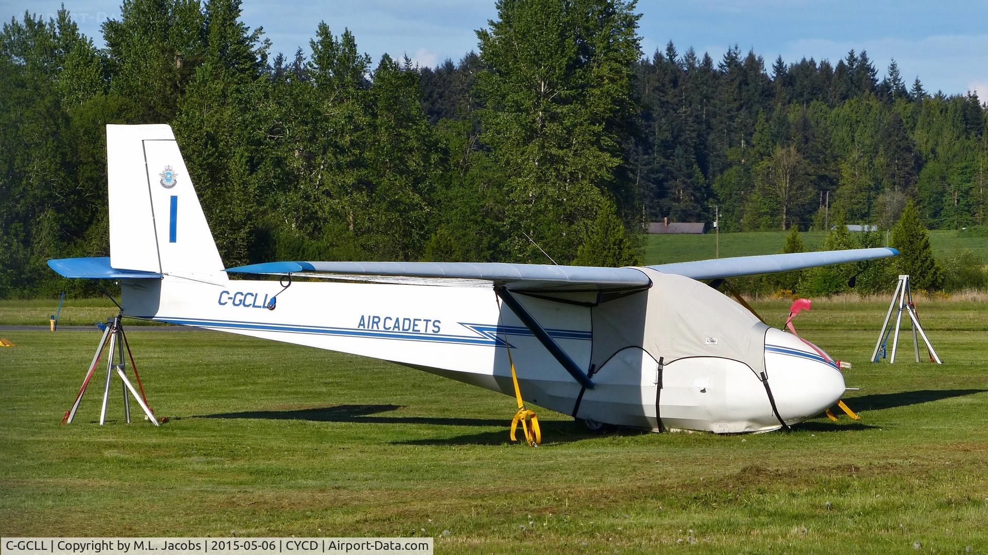 C-GCLL, 1975 Schweizer SGS 2-33A C/N 374, Parked at Nanaimo airport.
