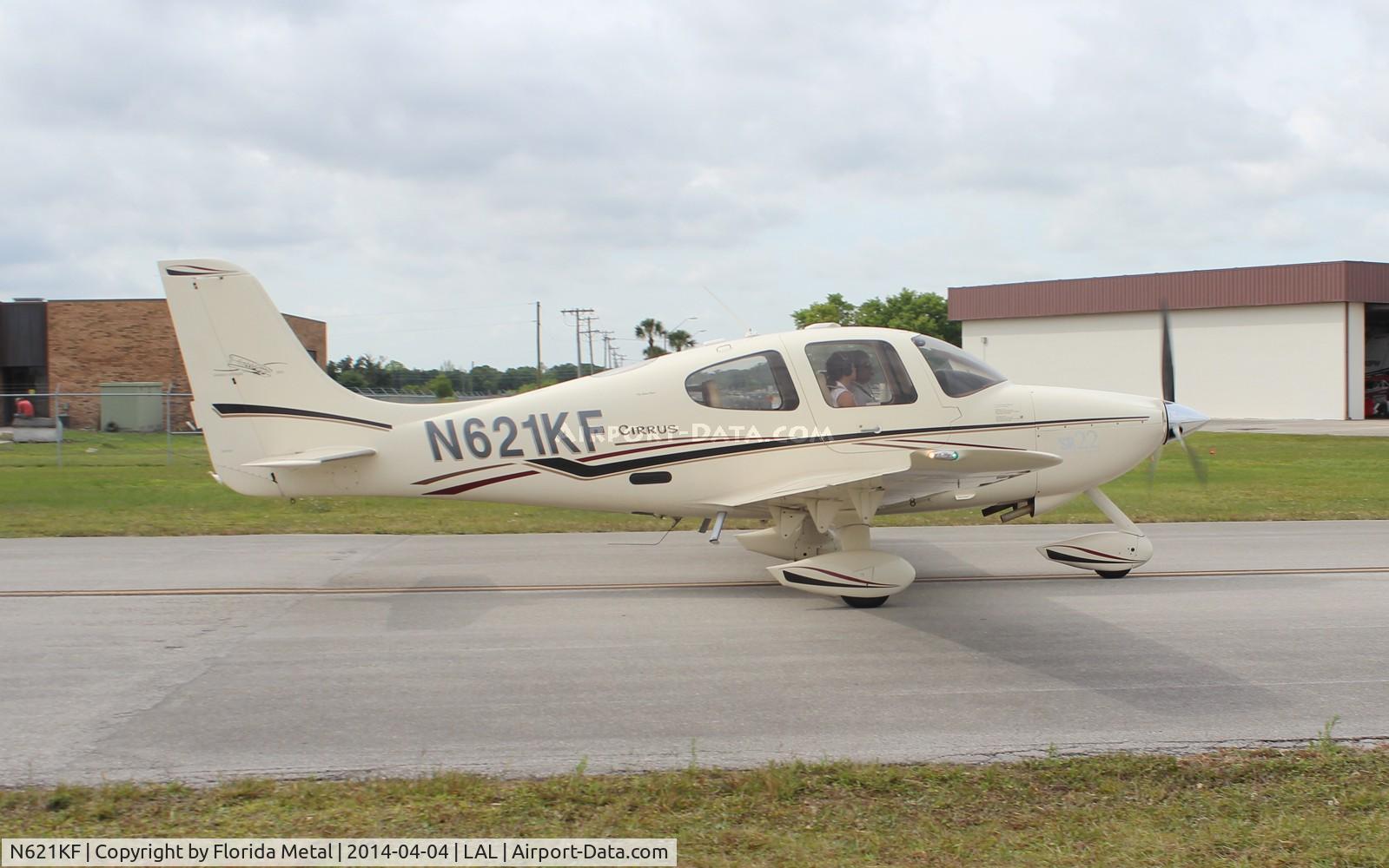 N621KF, Cirrus SR22 C/N 0736, Cirrus SR22