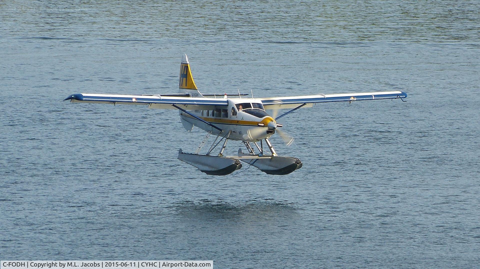 C-FODH, 1952 De Havilland Canada DHC-3T Vazar Turbine Otter Otter C/N 3, Harbour Air #307 about to land in Coal Harbour.