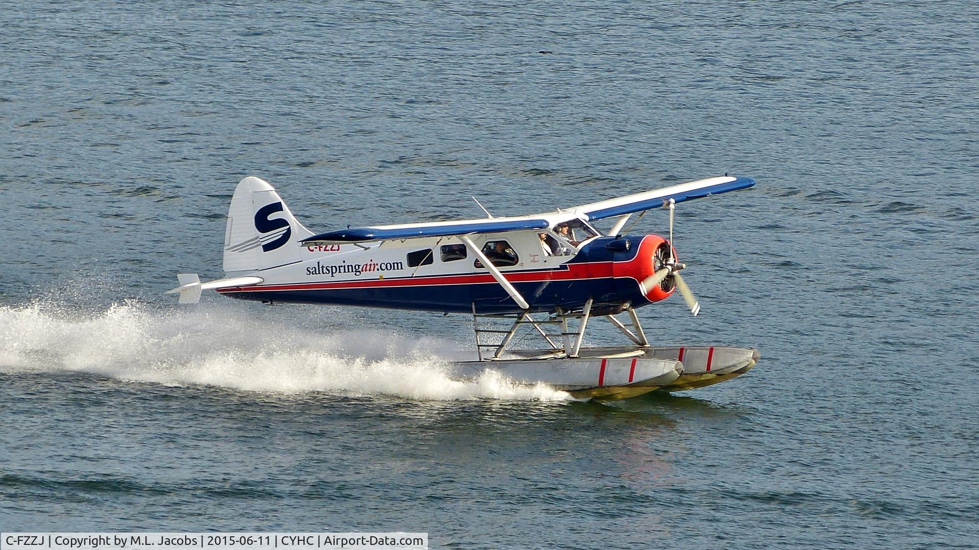 C-FZZJ, 1956 De Havilland Canada DHC-2 Beaver Mk.1 C/N 1019, SaltSpring Air Beaver just landed in Coal Harbour.