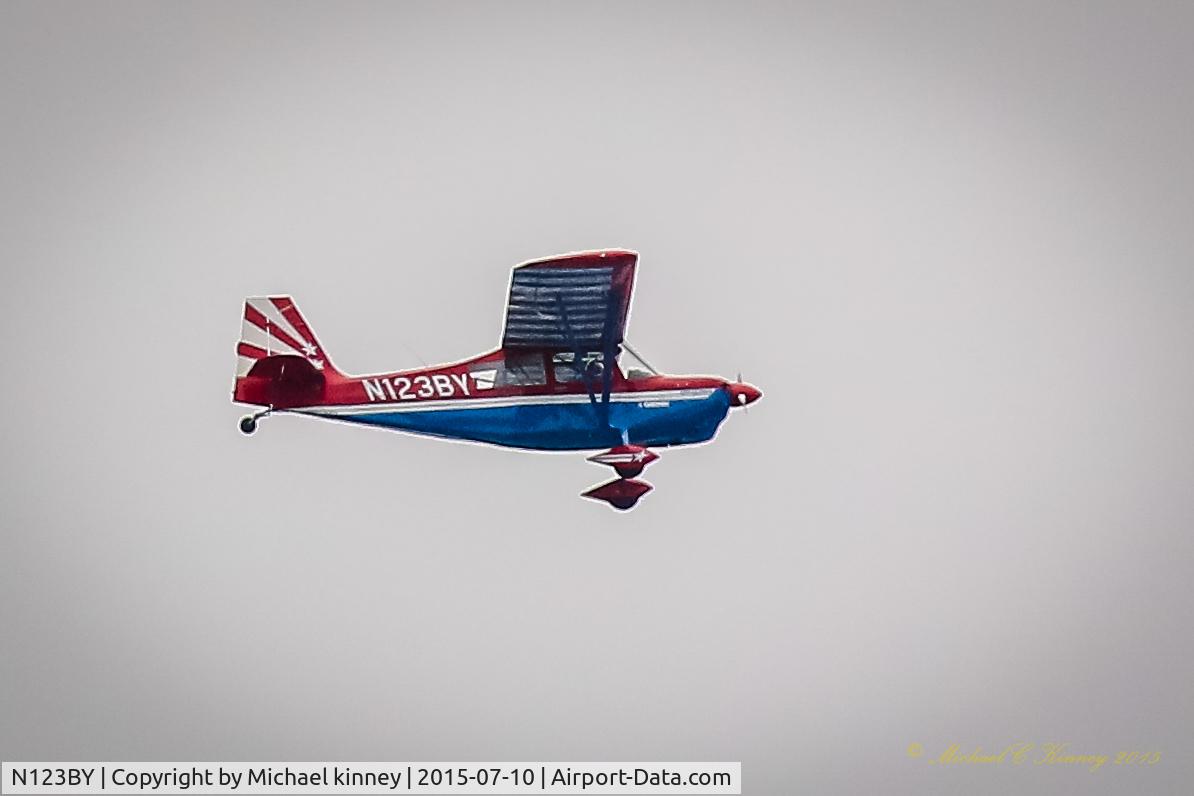 N123BY, 2003 American Champion 8KCAB Decathlon C/N 915-2003, Taken near Kent WA