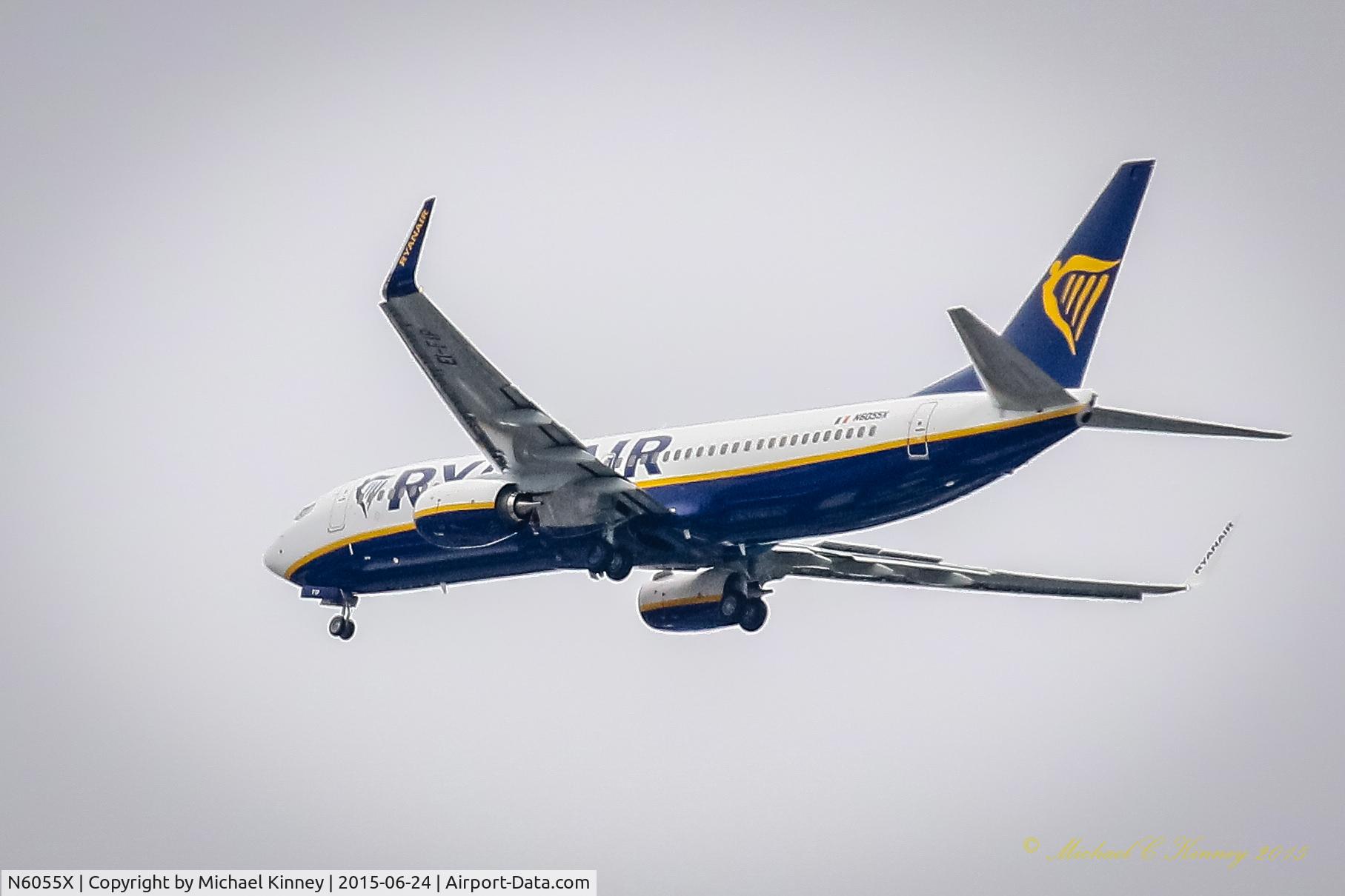N6055X, 1999 Boeing 737-7H6 C/N 29274, Taken near Kent WA