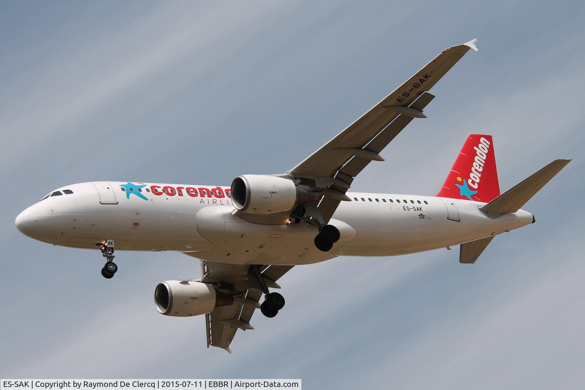 ES-SAK, 1998 Airbus A320-214 C/N 888, Corendon Airlines ES-SAK leased from SmartLynx Estonia landing at Brussels Airport.