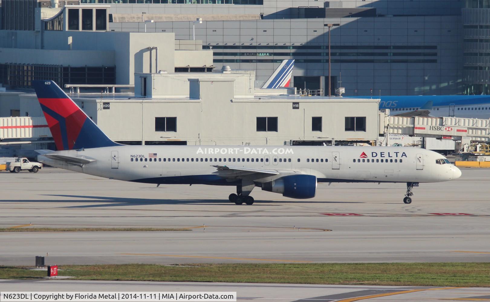 N623DL, 1987 Boeing 757-232 C/N 22913, Delta