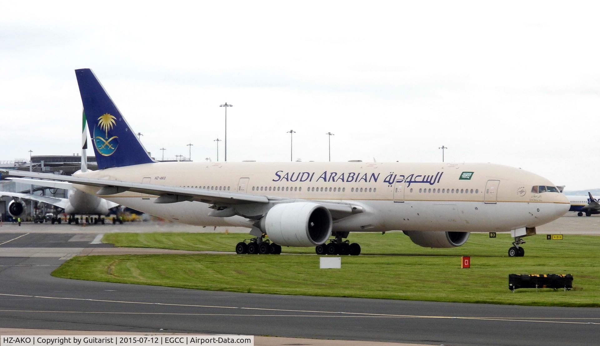 HZ-AKO, Boeing 777-268/ER C/N 28358, At Manchester
