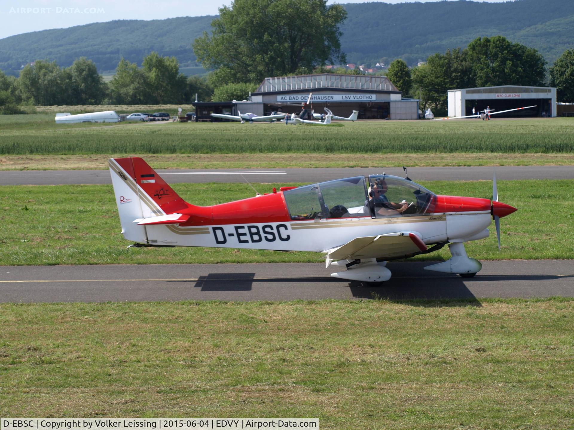 D-EBSC, 1978 Robin DR-400-180R Remorqueur Regent C/N 1310, taxi after landing