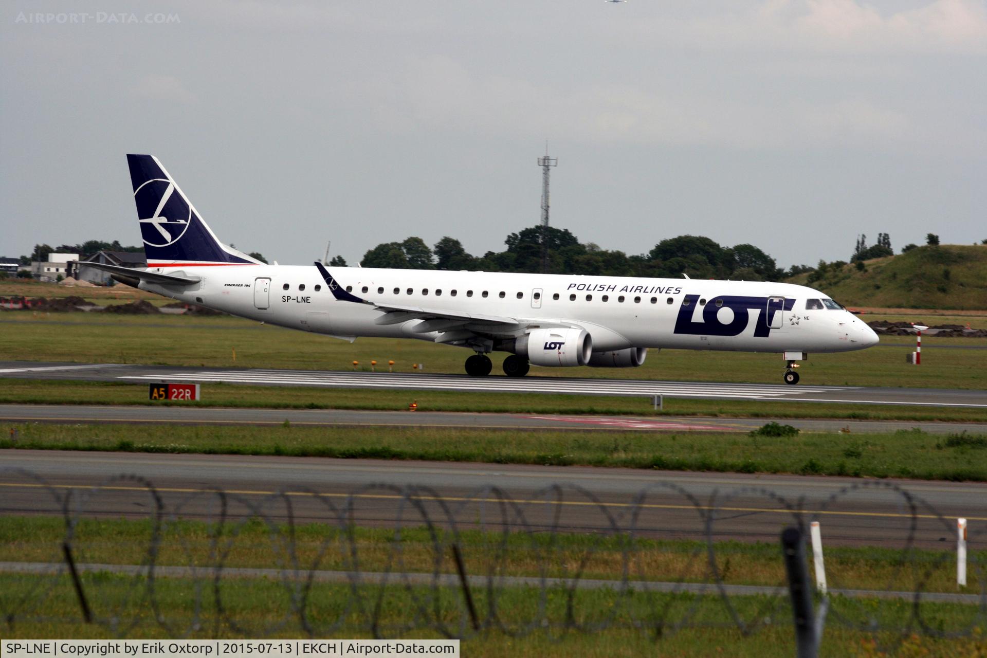 SP-LNE, 2012 Embraer 195LR (ERJ-190-200LR) C/N 19000583, SP-LNE taking off rw 22R