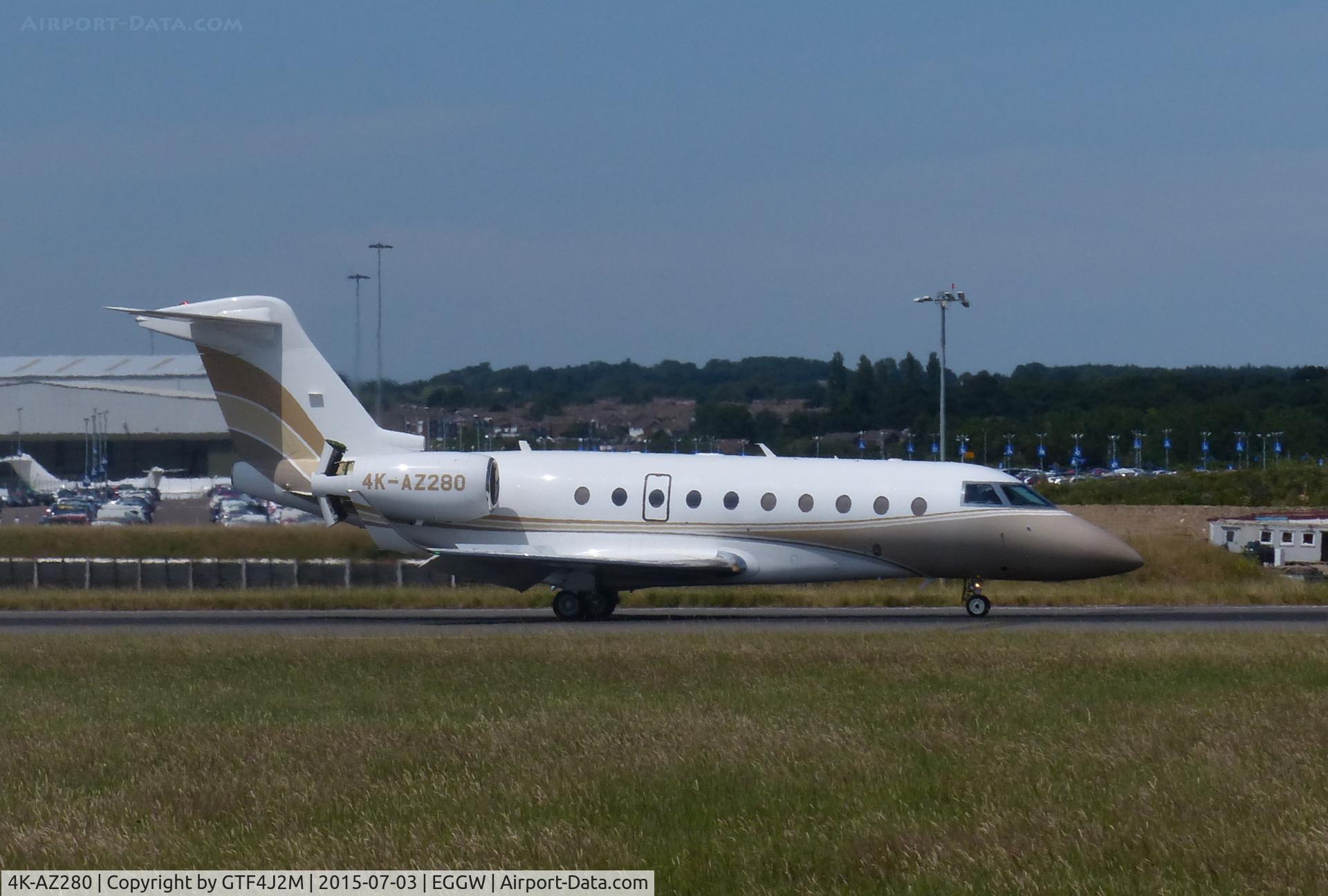 4K-AZ280, 2012 Israel Aircraft Industries Gulfstream G280 C/N 2008, 4K-AZ280 at Luton 3.7.15