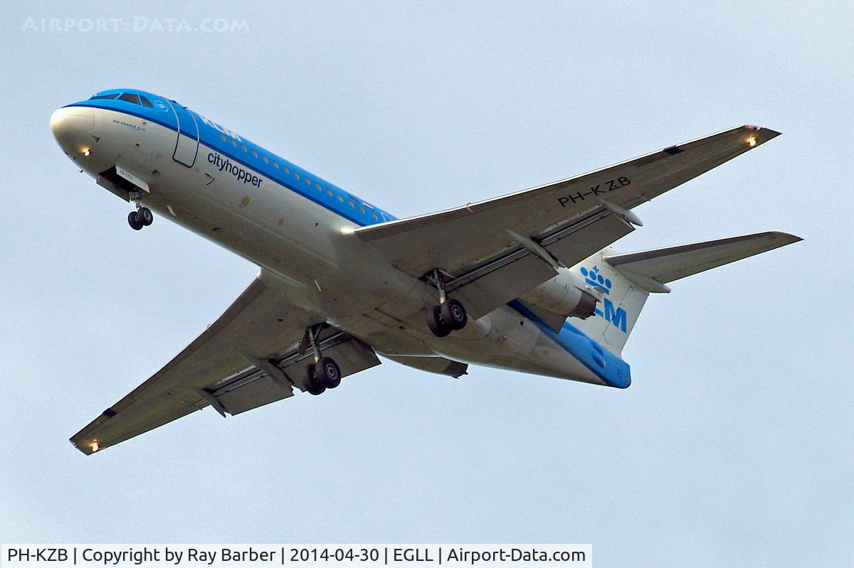PH-KZB, 1996 Fokker 70 (F-28-070) C/N 11562, Fokker F-70 [11562] (KLM cityhopper) Home~G 30/04/2014. On approach 27R.