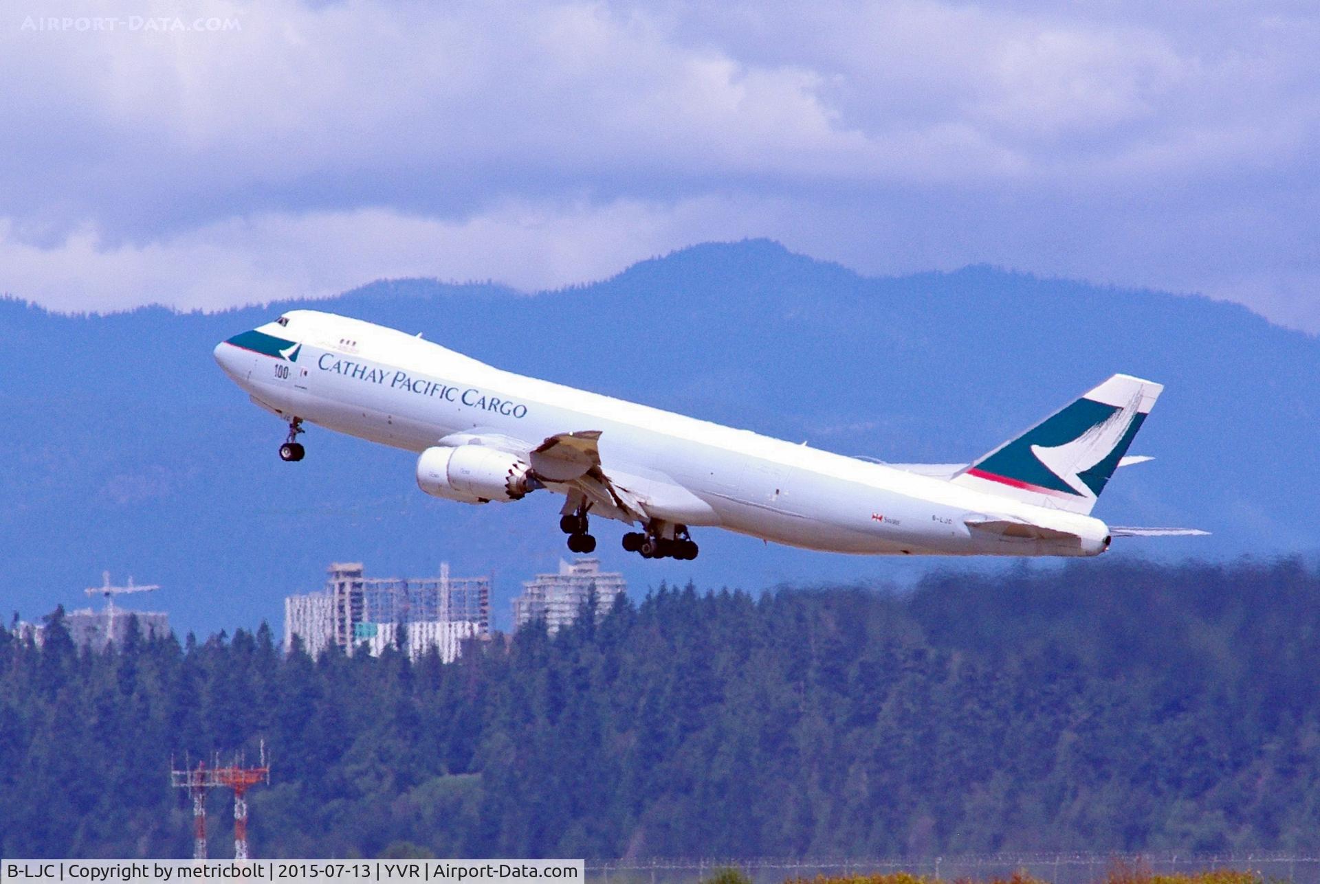 B-LJC, 2011 Boeing 747-867F/SCD C/N 39240, Departure to HKG