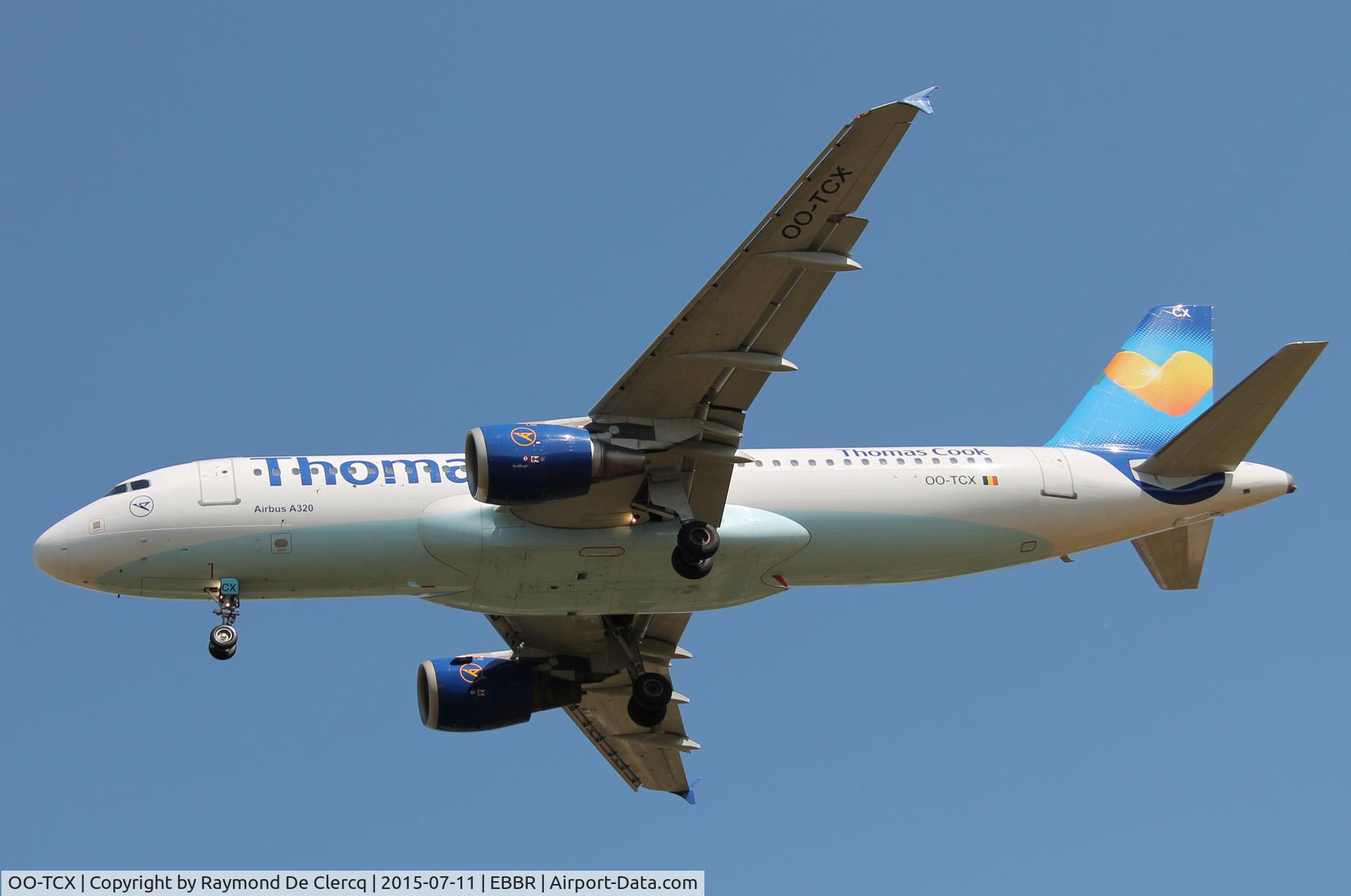 OO-TCX, 2000 Airbus A320-212 C/N 1381, Former Condor D-AICI.  OO-TCX landing at Brussels Airport.