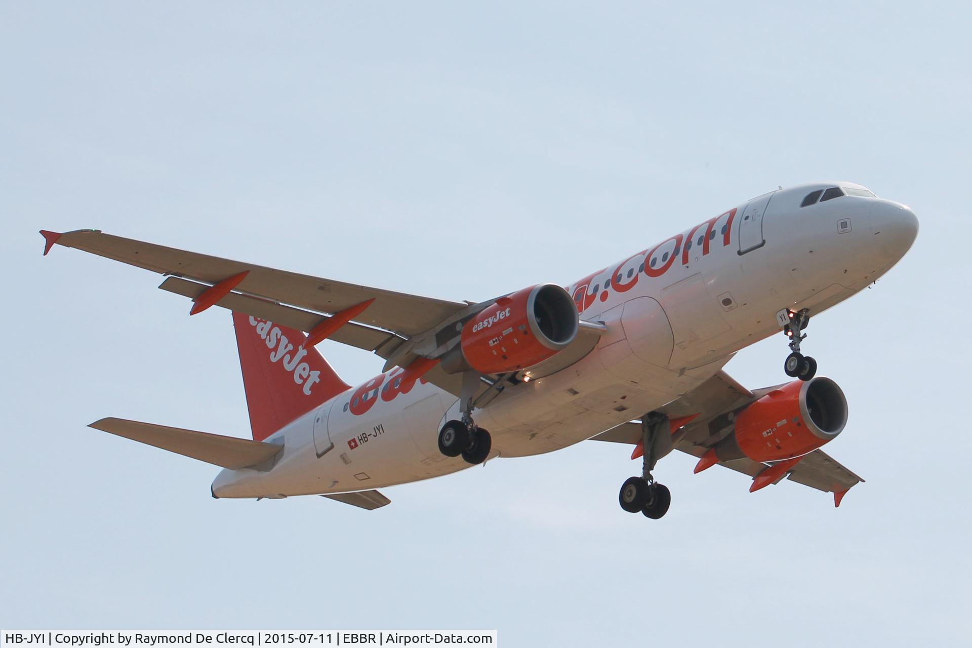 HB-JYI, 2011 Airbus A319-111 C/N 4744, Former G-EZGL.  HB-JYI landing at Brussels Airport.
