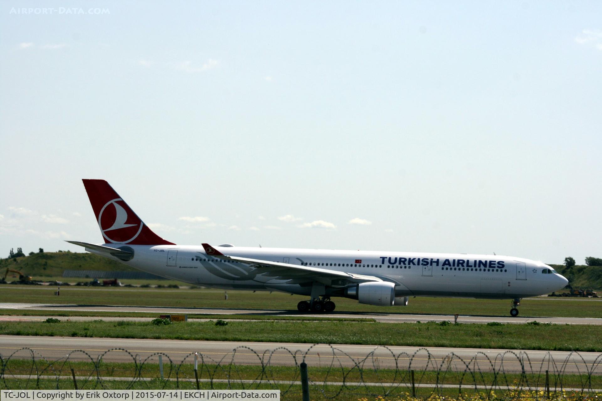 TC-JOL, 2015 Airbus A330-303 C/N 1644, TC-JOL taking off rw 22R