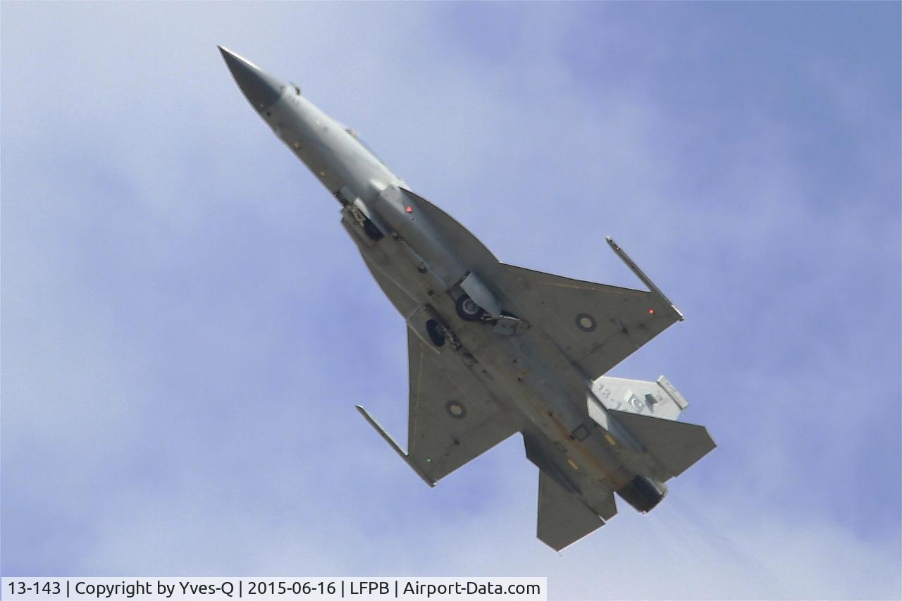 13-143, PAC JF-17 Thunder C/N FC10135, Pakistan Air Force JF-17 Thunder, On display, Paris-Le Bourget (LFPB-LBG) Air show 2015