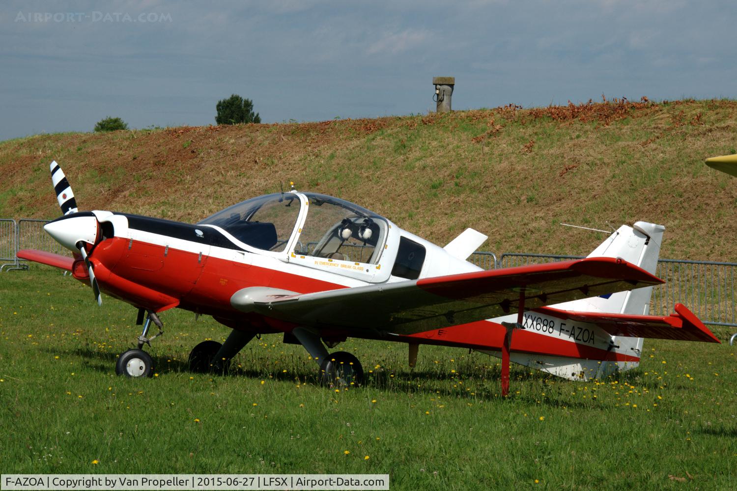 F-AZOA, 1975 Scottish Aviation Bulldog T.1 C/N BH.120/334, French-owned ex RAF Bulldog T.Mk.1 parked at Luxeuil Air Base, 2015 Air Meeting.