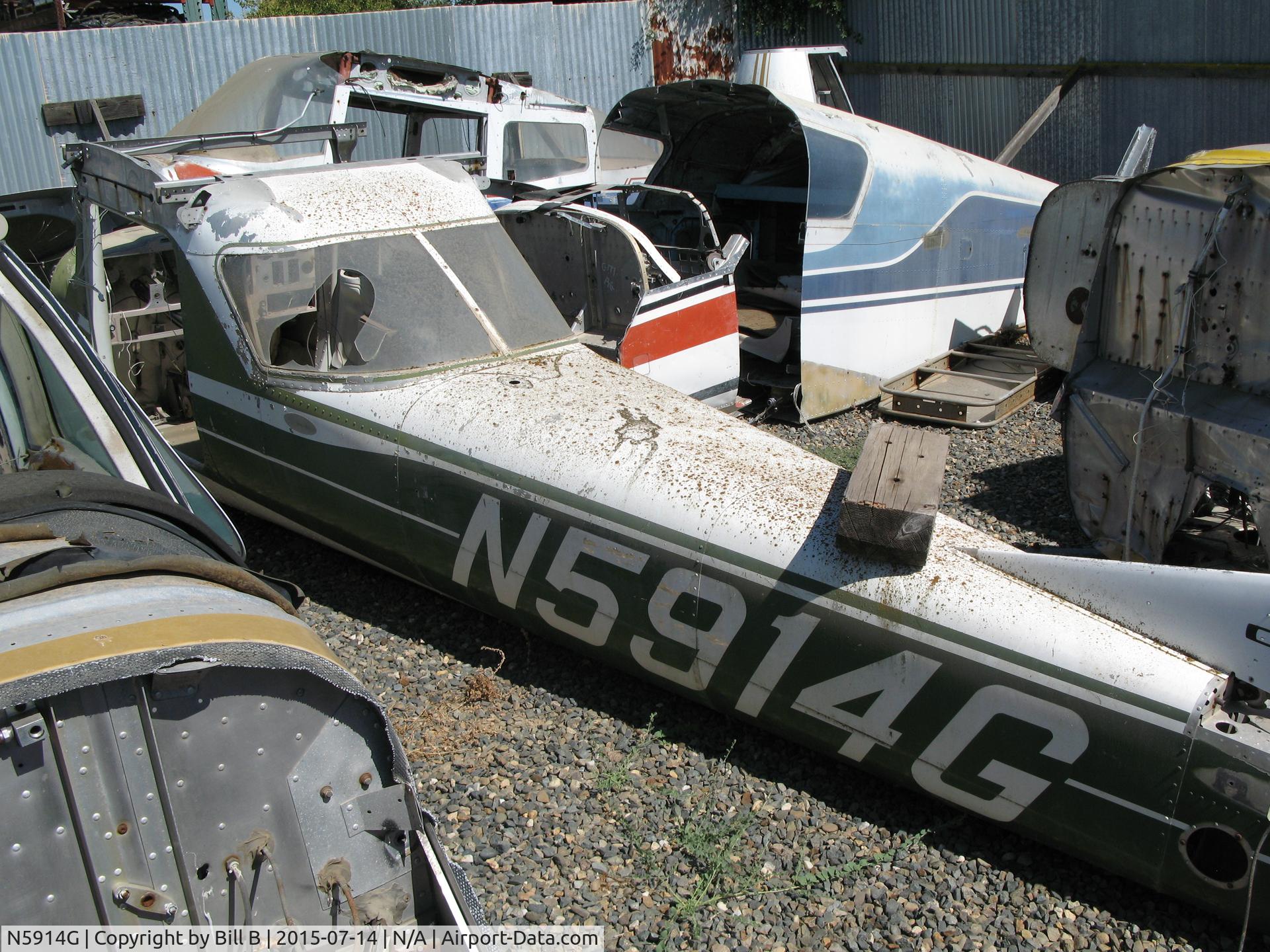 N5914G, Cessna 150K C/N 15071414, Seen in an aircraft wrecking yard