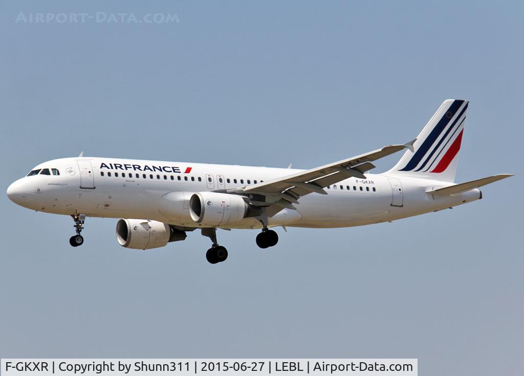 F-GKXR, 2009 Airbus A320-214 C/N 3795, Landing rwy 25R in new c/s