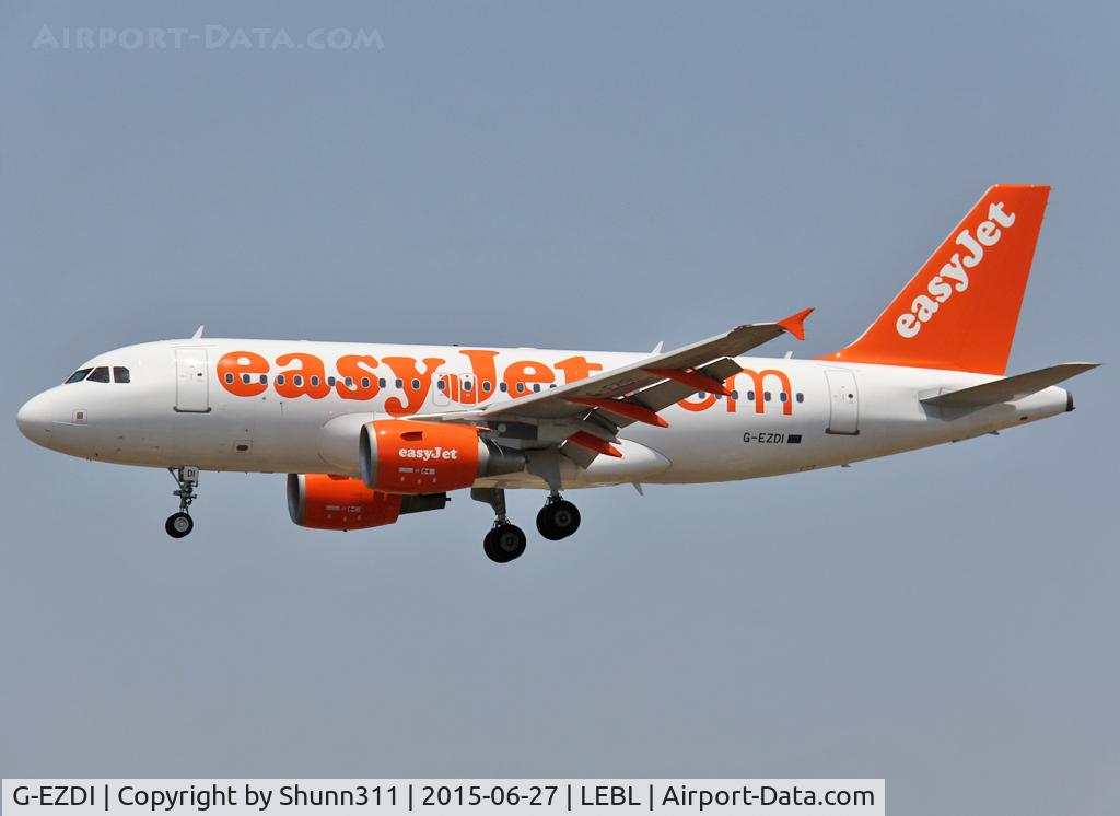 G-EZDI, 2008 Airbus A319-111 C/N 3537, Landing rwy 25R