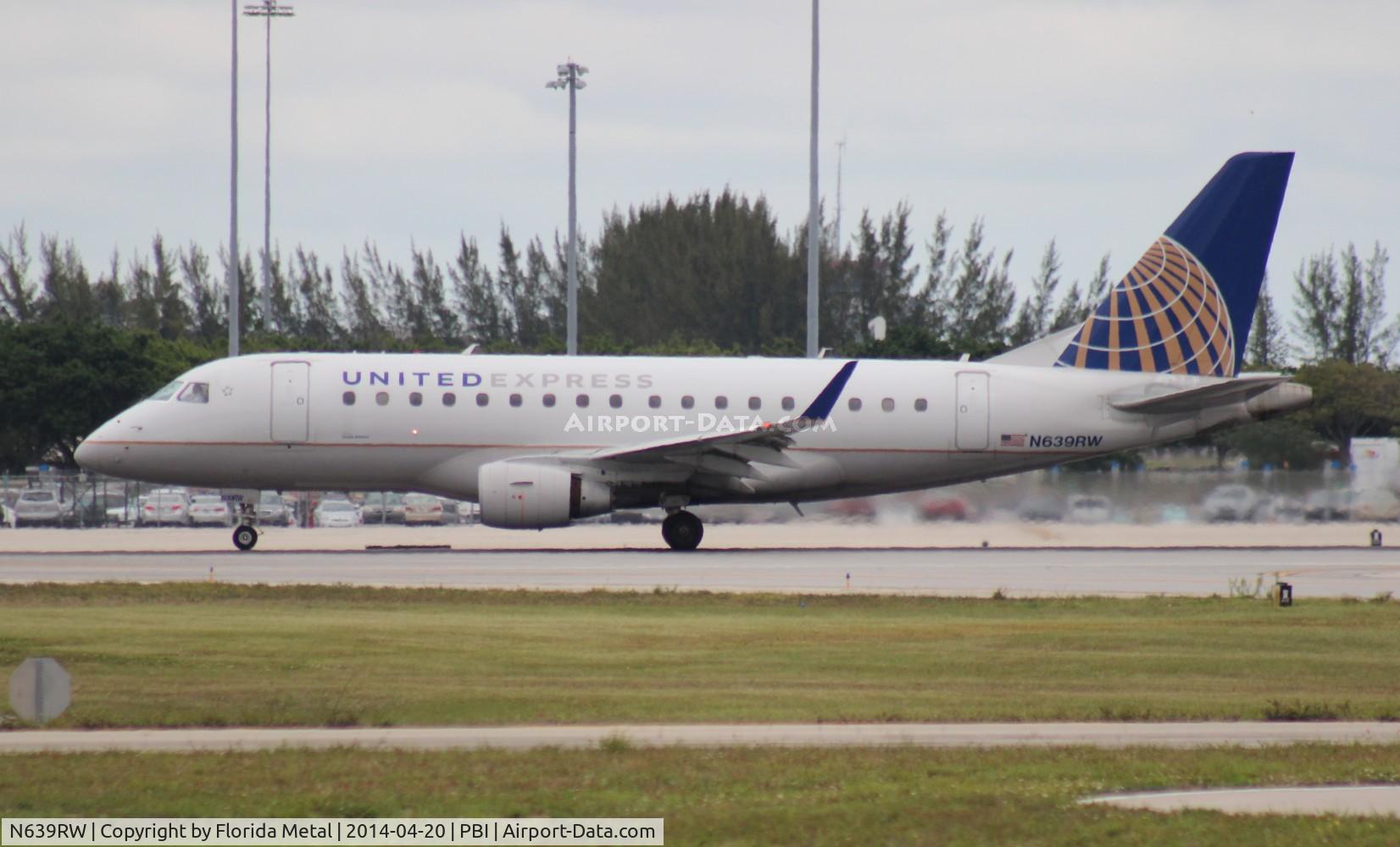 N639RW, 2004 Embraer 170SE (ERJ-170-100SE) C/N 17000057, United Express E170