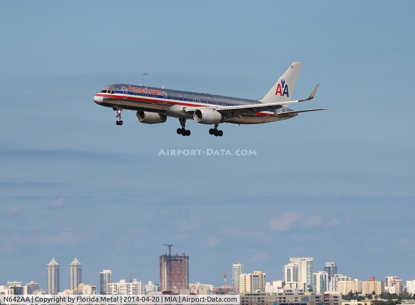 N642AA, 1991 Boeing 757-223 C/N 24600, American