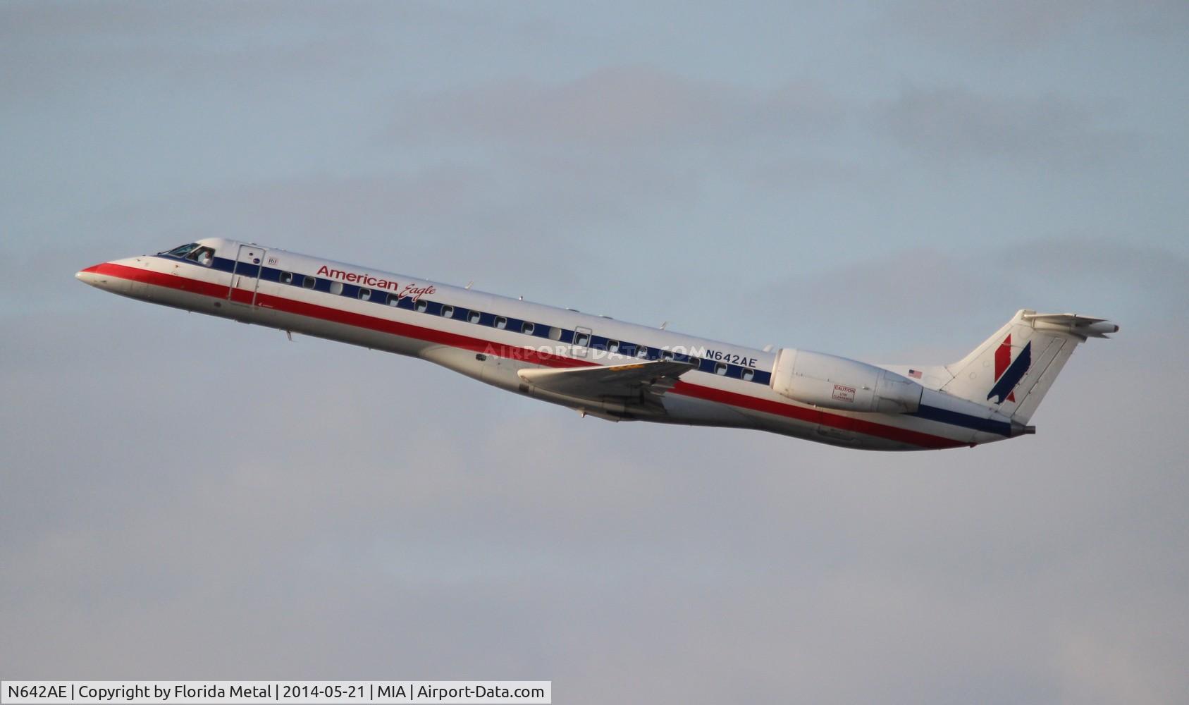 N642AE, 1999 Embraer ERJ-145LR (EMB-145LR) C/N 145193, Eagle