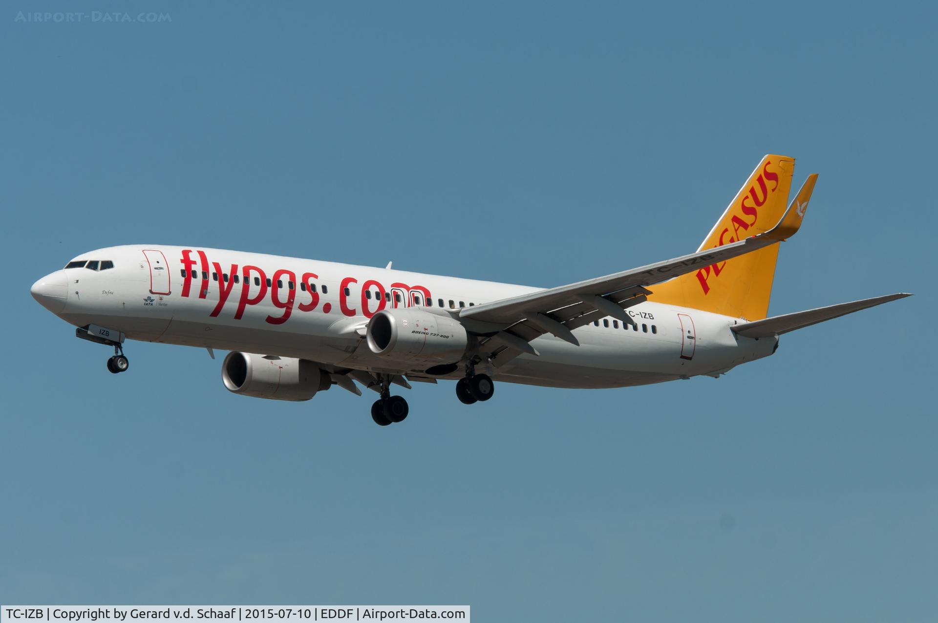 TC-IZB, 2009 Boeing 737-86J C/N 37743, Frankfurt, July 2015