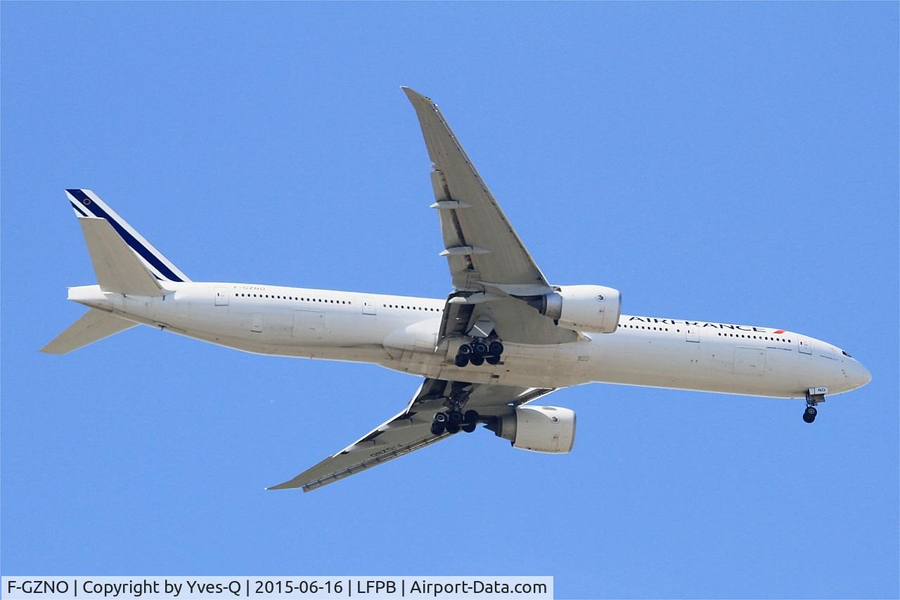 F-GZNO, 2012 Boeing 777-328/ER C/N 38665, Boeing 777-328ER, Short approach rwy 08R, Roissy Charles De Gaulle Airport (LFPG-CDG)