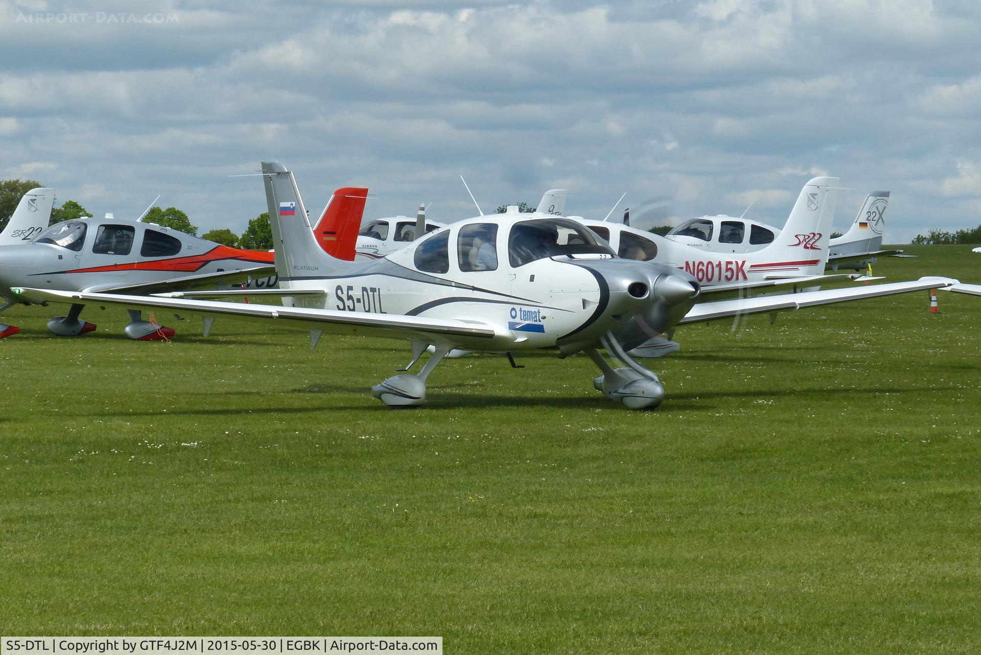 S5-DTL, Cirrus SR22T C/N 0825, S5-DTL at Sywell 30.5.15
