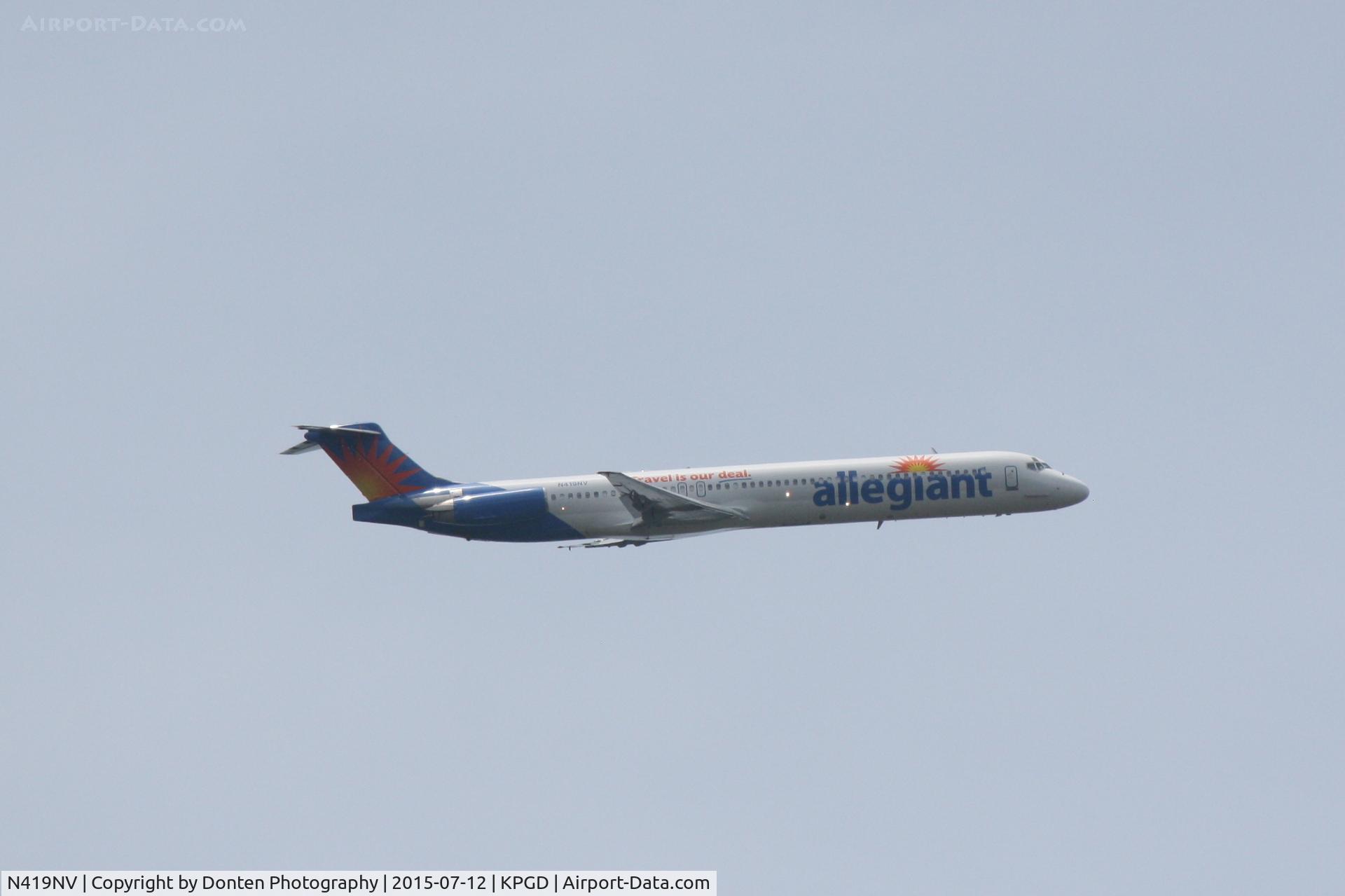 N419NV, 1992 McDonnell Douglas MD-83 (DC-9-83) C/N 53366, Allegiant Flight 770 (N419NV) on approach to Punta Gorda Airport following a flight from Raleigh-Durham International Airport