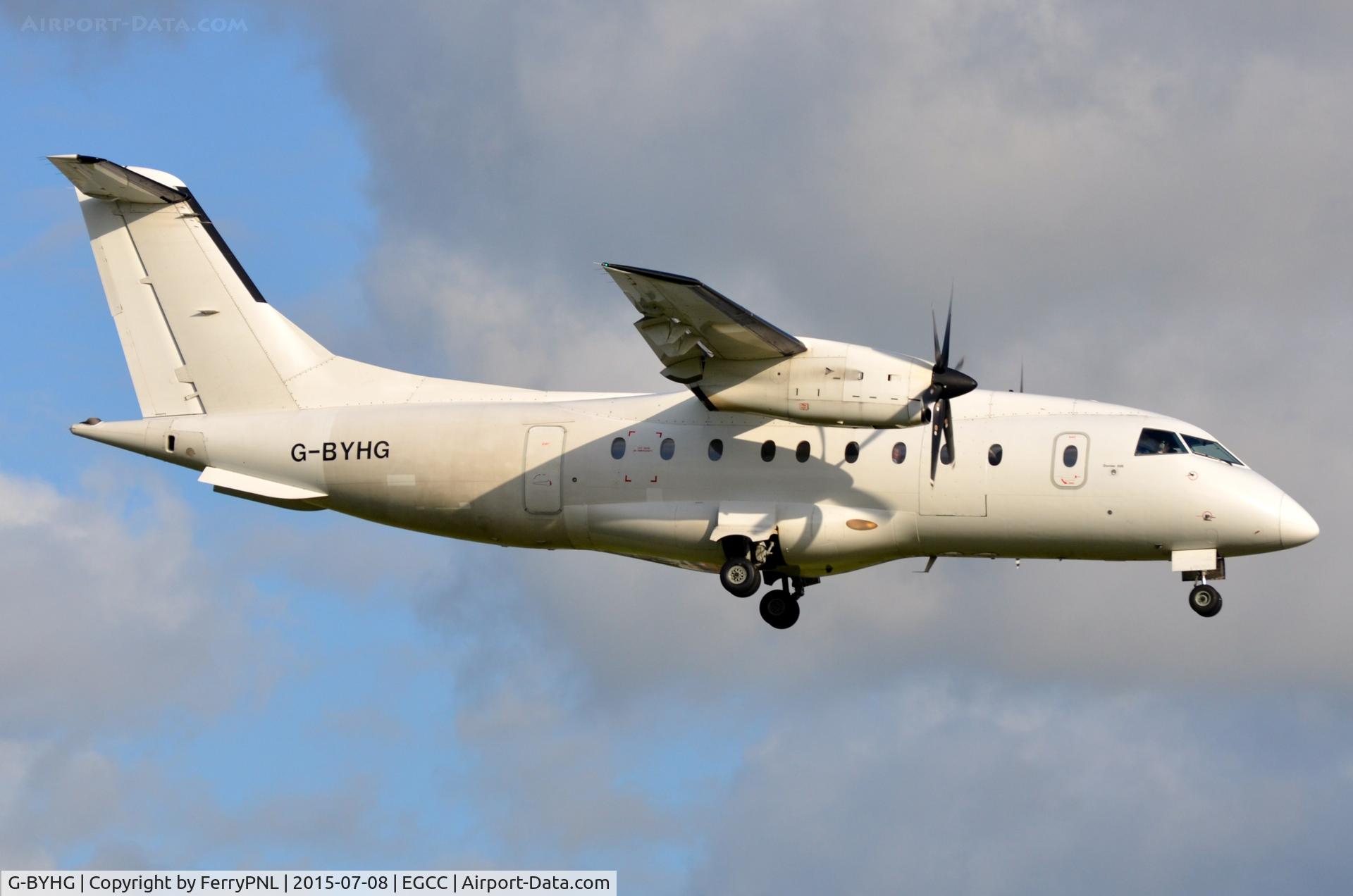 G-BYHG, 1998 Dornier 328-100 C/N 3098, Do328 landing in MAN