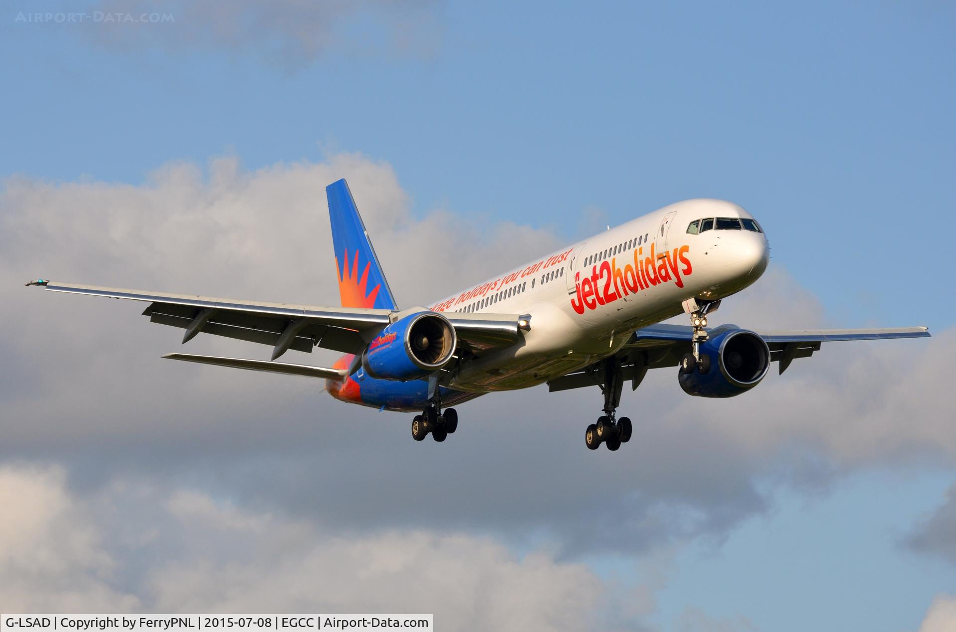 G-LSAD, 1989 Boeing 757-236 C/N 24397, Jet2 B752 on approach