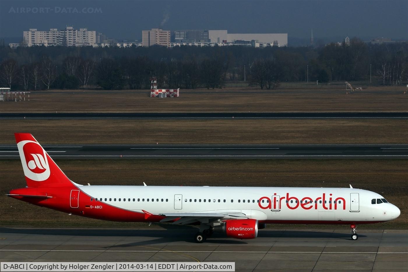 D-ABCI, 2012 Airbus A321-211 C/N 5038, On taxi to parking position...